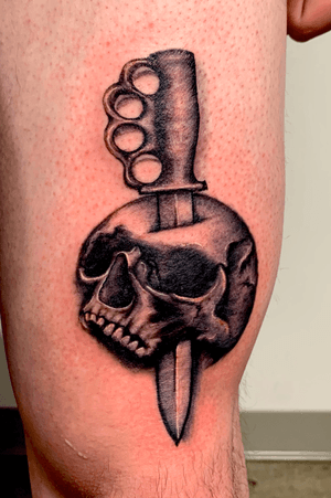 Realistic skull & dagger tattoo by KIMMY TAN. (IG @ KimmyTanOfficial) 2019