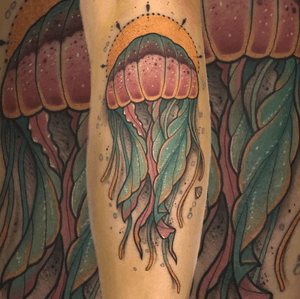 Neotraditional Jellyfish on calf 