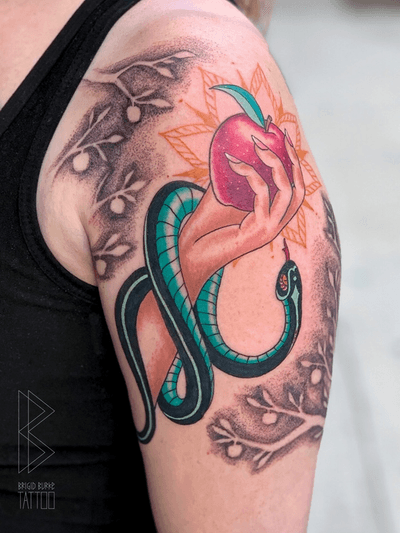 My origional design based on my painting #snake #apple #neotrad #neotraditional #hand 