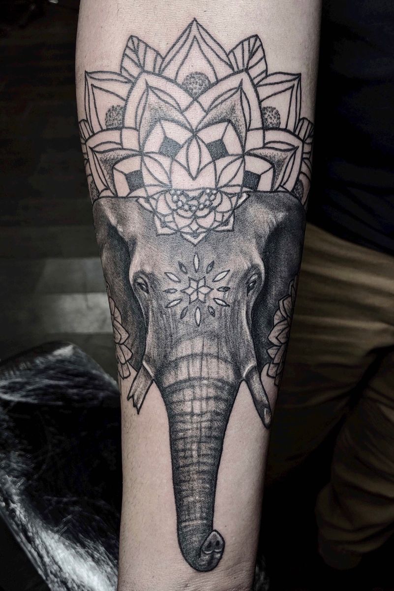 Tattoo uploaded by Mervin Carballo • elephant mandala • Tattoodo