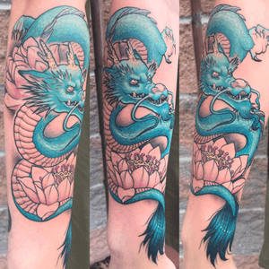 Big cover up of a small tattoo - right arm - custom colored project 