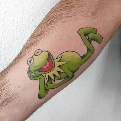 Kermit the frog in full color, done with eternal ink.