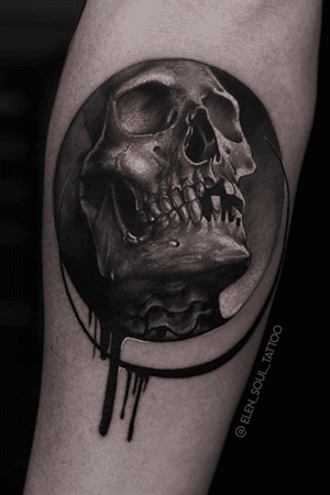 #skull #circle #dark #blacktattoo #horror #individual #realism #realistic #elensoul