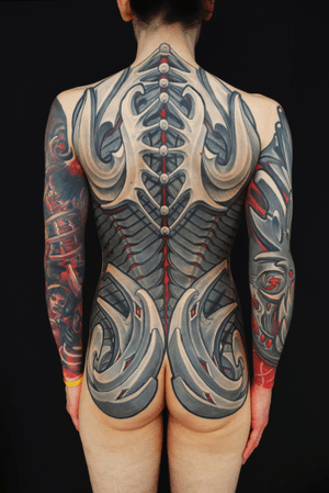 Biomech tattoos by Javier Obregon - Barcelona. WWW.JAVIEROBREGON.COM
