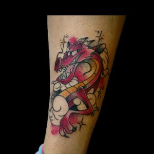 Otro de hoy.. #tattoo #inked #ink #inkplay #tattoodo #dragon #oriental #newschool #mulan #red #reddragon #caricatura #caricaturatattoo #luchotattoo #luchotattooer 