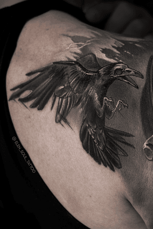 #raven #skull #blackandgray #horror #darkart #blacktattoo #sleeve #realism #realistic #elensoul