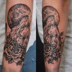 Wolf with roses for Henry :) Thank you for trusting me again 🙏 #dktattoos #dagmara #kokocinska #coventry #coventrytattoo #coventrytattooartist #coventrytattoostudio #emeraldink #emeraldinkltd #dagmarakokocinska #wolf #wolftattoo #tattoo #tattoos #tattooideas #tatt #tattooist #tattooshop #tattooedman #tattooforman #killerbee #neotraditionaltattoo #rose #rosetattoo #roses #rosestattoo #blackandgraytattoo #moon #moontattoo #dotwork #dotworktattoo