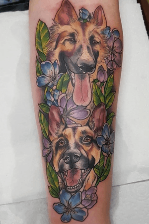 Lovely neo trad twist on a customers dogs by @sarah_anne_moore