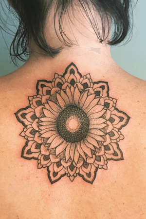 Sunflower Mandala🙏 Tattoo NO1. Rebirth👊🏻