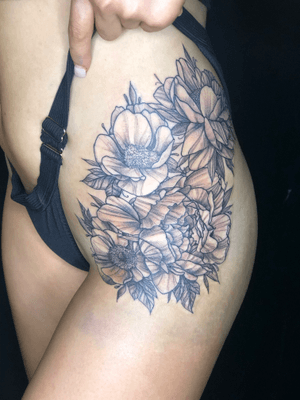 Tattoo uploaded by Dylan C • stunning fineline leaves under boobs