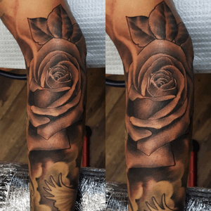Black and grey rose i did a while back. Im always up to tattoo roses tradtional or black and grey!😎