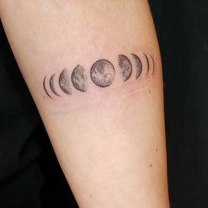 Dot work black and grey moon phases 