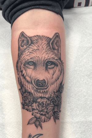 Wolf tattoo dot work