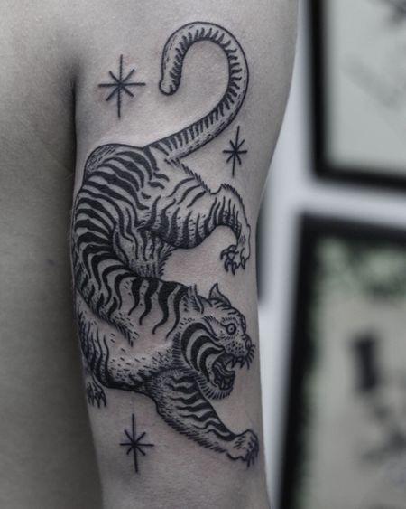 Flash tattoo
