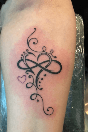 Heart tattoo with ribbons. Look at the details love his style. Let me know what do you guys think?For appointments-Message us directly on Facebook -Call now on +64 22 529 1500-Email us on info@gargoyletattoos.co.nz-Click on the below linkhttps://www.gargoyletattoos.co.nz/contact-us/Web Address: https://www.gargoyletattoos.co.nzInstagram:https://instagram.com/gargoyletattoosFacebook:https://www.facebook.com/gargoyletattoostudio#tattooideas #tatts #tat #tattooartistauckland #tattooparlour #tattooparlourauckland #tattooshop #tattooshopauckland #aucklandcentral #auckland #aucklandtattoo #tattooauckland #tattooartistauckland #tattoos #tattoo #tattooartist #gargoyletattoostudio #tattoomachine #tattoolovers #tattoostyle #animaltattoo #lion #liontattoo #animal #wildtattoo #instadaily #insta #instagram #girlstattoo #instamag #tattoolove