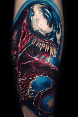 Venom spiderman villan color tattoo