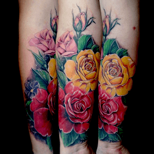 #rosas #flores #rosashok #rosasrojas #rosashoksantos #rosasrosas #rosasalazar #love #flowers #rosasvermelhas #rosetattoo #tattoo #tattoos #rose #ink #tattooartist #rosetattoos #inked #rosetattoodesign #tattooart #tattoo #colortattoo #colortattoos #tattoos #ink #inked #tattooartist #tattooed #tattooart 