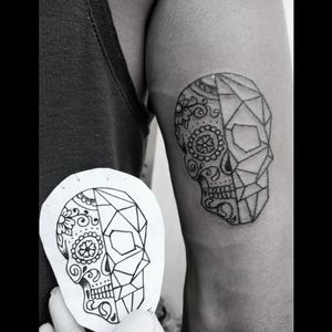 Sugarskull tattoo geometric