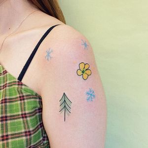 Minimal tattoo by Take My Muse #TakeMyMuse #minimaltattoos #minimal #smalltattoos #small #simpletattoo #simpletattoos #illustrative #snowflake #flower #tree #arm #color