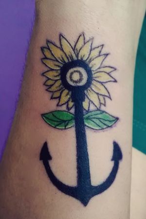 Flower Tattoo #ink #inked #inkedgirl #inkedlife #inkedup #inkedwoman #tattoo #desing #desingtattoo #flower #flowerpower #flowertattoo #inkedup #femaletattoo #femaletattooartist #tattooshop #tattoostudio #safespace #ensenada #mexico 