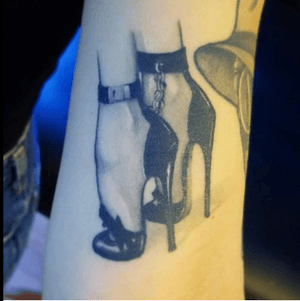 Heels locked in #realism#heels#blackandgrey#tattoo#losangeles