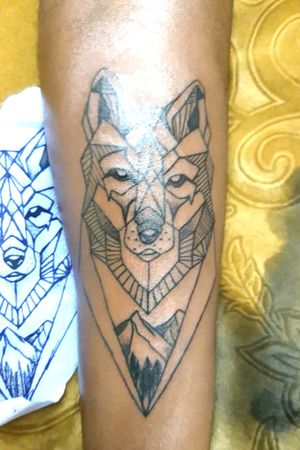Wolf Geometric tattoo Line work#tattoo #tattoos #ink #inked #art #tattooed #tattooartist #tattooart #tattoolife #love #artist #tattooing #blackwork #tattooist #tatuagem #instagood #tattooer #blackandgreytattoo #me #tatuaje #instagram #tattoodesign #inkedgirls #follow #tattoostyle #traditionaltattoo #tatuajes #instatattoo #blackandgrey #bhfyp