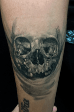 Fully healed skull. #ink #inked #inkedgirl #floridatattooartist #tattooart #tattooartist #realism #realistic #skull #skulltattoo #abstract #healed #healedtattoo #blackandgrey #blackandgreytattoo #blackandgreytattoos #magik5
