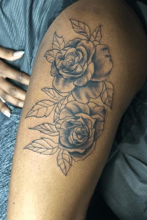 Rose thigh piece 