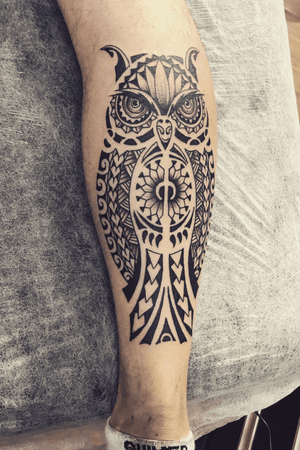 Coruja Maori - #tiki #tatau #tattoo #tatuagem #tattoomaori #tattoopolynesian #samoatattoo #tatuagemmaori #polynesiantattoo #maori #tamoko #maoritattoo #tatuagemmaori #tribaltattoo #tattoomarquesan #marquesantattoo 