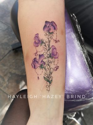 #floraltattoo #ornamentaltattoo #sweetpeas