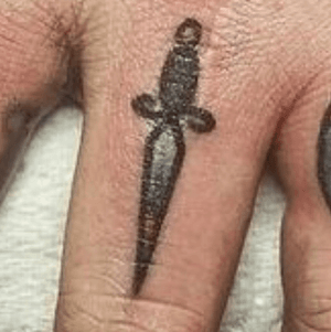 Small blade finger tip