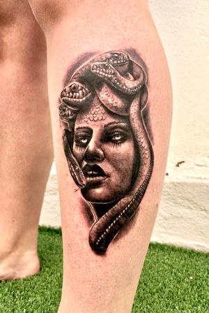 Tattoo by Camaleon Tattoo