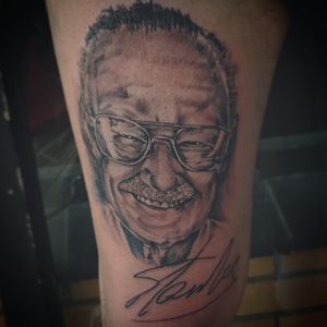 Stan Lee portrait the day he passed away :( ❤❤