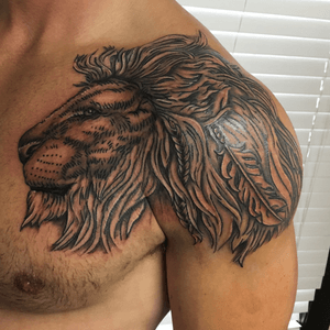 Lion on shoulder