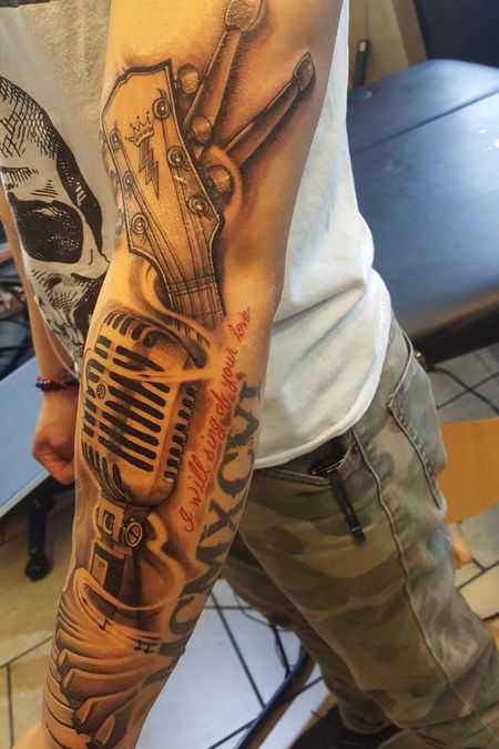 Flash tattoo
