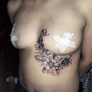 #tattoo #flowers #flowerstattoo #coverup 