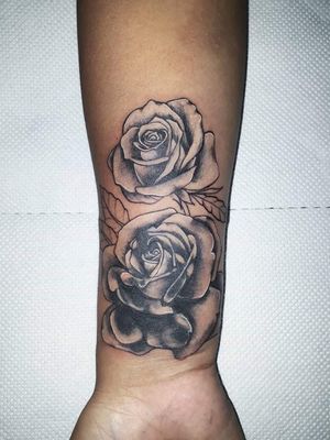 #tattoo #roses #rosestattoo #coverup #blackandgrey 