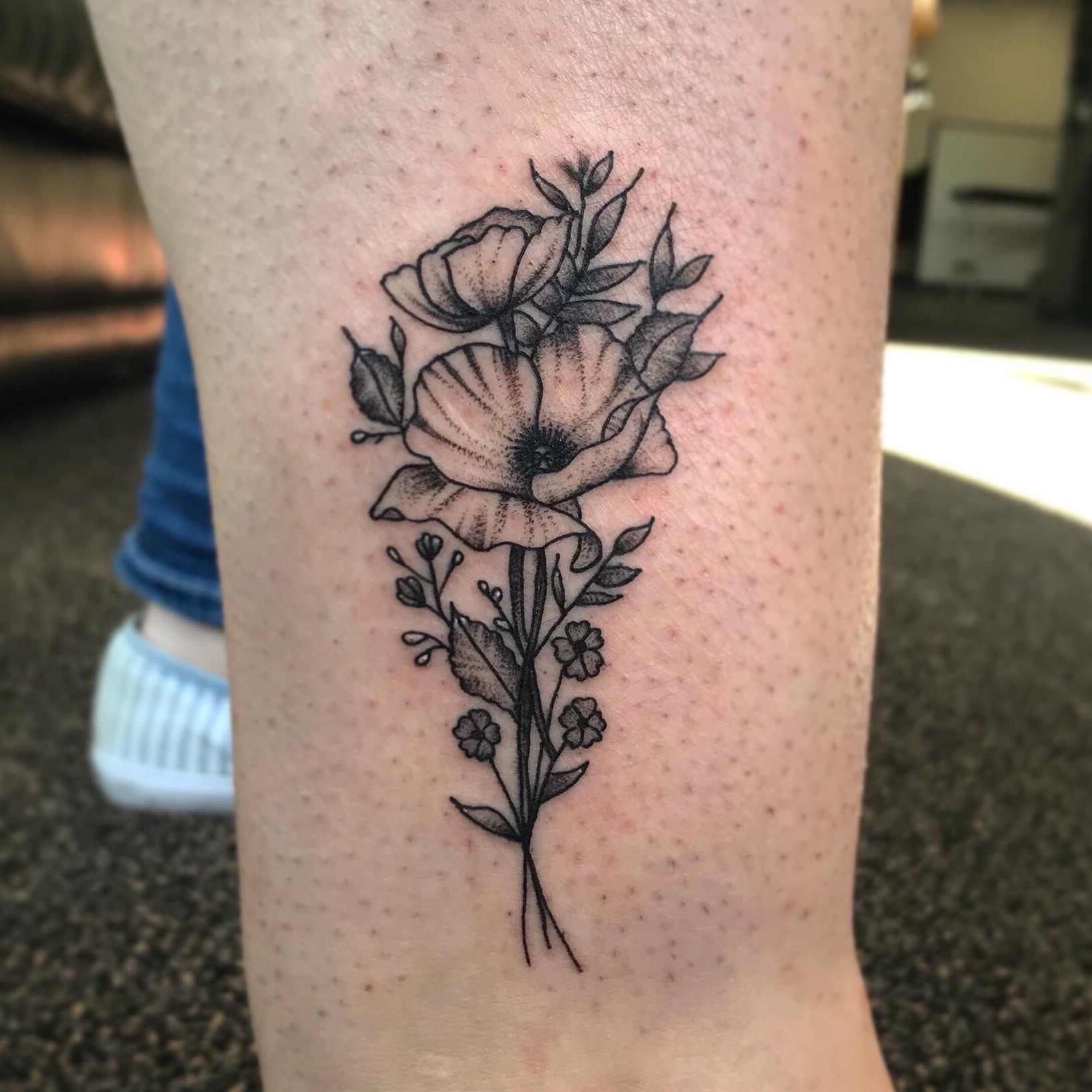 Floral stipple shading tattoo  Tattoos Left arm tattoos Flower tattoo arm