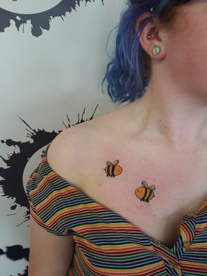 Little bees for Kia.