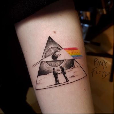 Pink Floyd tattoo by Jones Larsen #JonesLarsen #LacunaTattoo #realism #realistic ##mashup #tattoodoapp #tattooartist #tattooidea #cooltattoo #copenhagen #denmark #pinkfloyd #prism #rainbow #Music #arm
