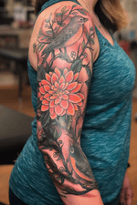 Illustrative birds and flower 3/4 sleeve with black and grey back ground