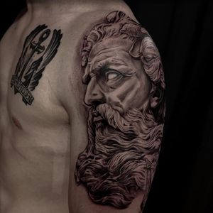 Sculpture tattoo by Jones Larsen #JonesLarsen #LacunaTattoo #realism #realistic ##mashup #tattoodoapp #tattooartist #tattooidea #cooltattoo #copenhagen #denmark #portrait #greek #sculpture #blackandgrey #arm