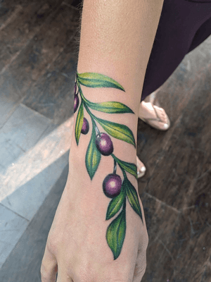 freehand purple olives 