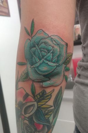 Good old elbow rose (work on the lower arm isnt mine.)