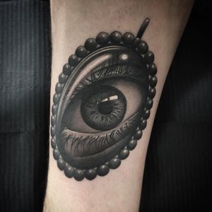 Eye tattoo by Steve H Morante #SteveHMorante #realismtattoo #realismtattoos #realism #realistic #hyperrealism #tattooideas #eye #eyetattoo #pearls #arm #blackandgrey