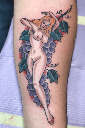 Pin up tattoo i did a couple years back.