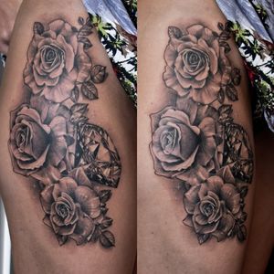 I've had amazing time today 😍 6 hours with my favorite style :D and beautiful results ❤️ Roses with diamond :)#dktattoos #dagmara #kokocinska #coventry #coventrytattoo #coventrytattooartist #coventrytattoostudio #emeraldink #emeraldinkltd #dagmarakokocinska #rose #rosetattoo #roses #rosestattoo #Diamond #diamondtattoo #realistictattoo #blackandgraytattoo #tattoo #tattoos #tattooideas #tatt #tattooist #tattooshop #tattooedgirl #tattooforgirls #killerbee #immortalinnovations #sabre #pantheraink