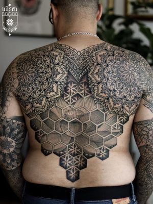 Sacred geometry tattoo by Kirk Edward Nilsen #KirkEdwardNilsen #TattoodoApp #TattoodoApptattooartist #tattooartist #tattooart #tattooidea #inspiringtattoo #besttattoo #awesometattoo #sacredgeometry #back #lotus #mandala