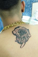 Rose with script #rose #rosetattoo #script #scripttattoo #realisticrose #realismrose #blackandgreyrose #blackandgrey #tattoo #tattooartist #tattoooftheday #realismtattoo #realistictattoo #tattoodo #backtattoo #upperbacktattoo #tattoodesign #customtattoo #tattooart 