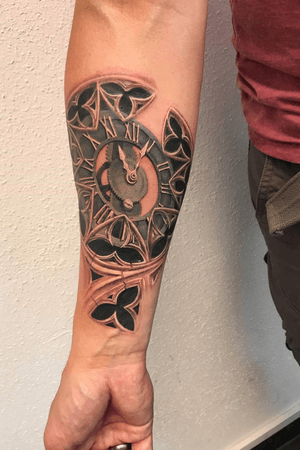 Tattoo by custom colour tattoo art